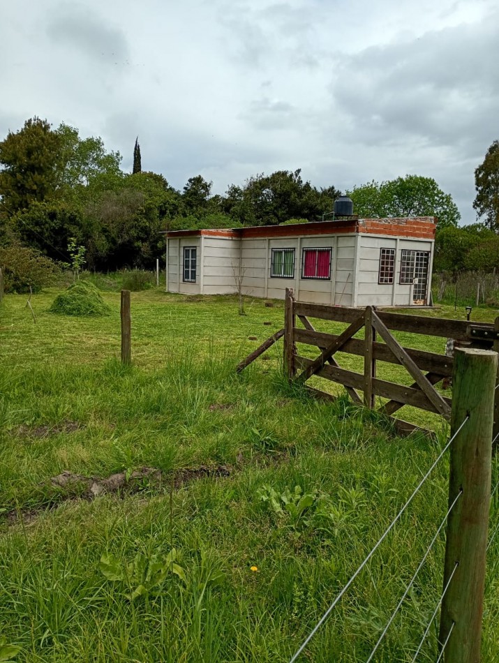 Casa en construccion sobre calle Tobas entre El Cuando y Calchaquies