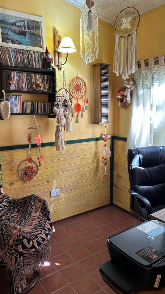 En venta casa calle Pericon entre Belgrano y Tobas - Punta del Indio