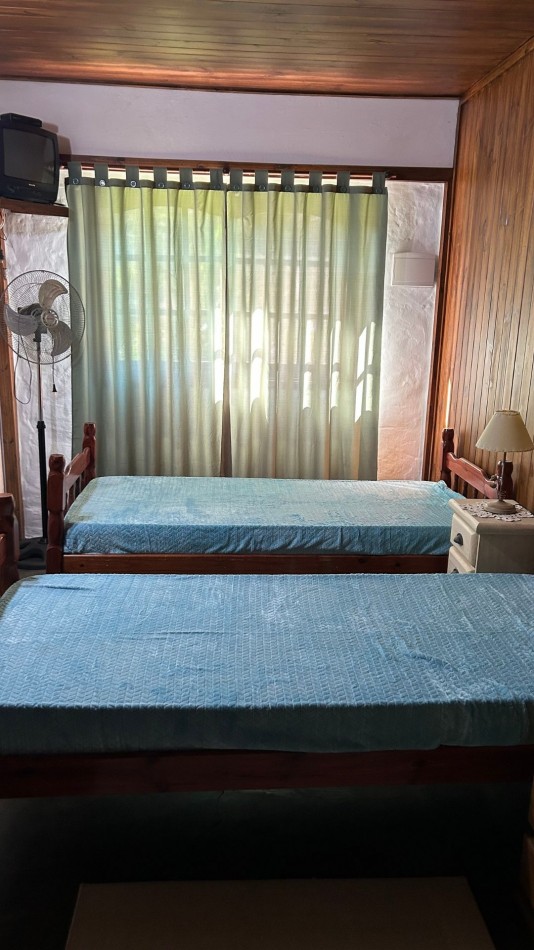 En venta casa calle Pericon entre Belgrano y Tobas - Punta del Indio