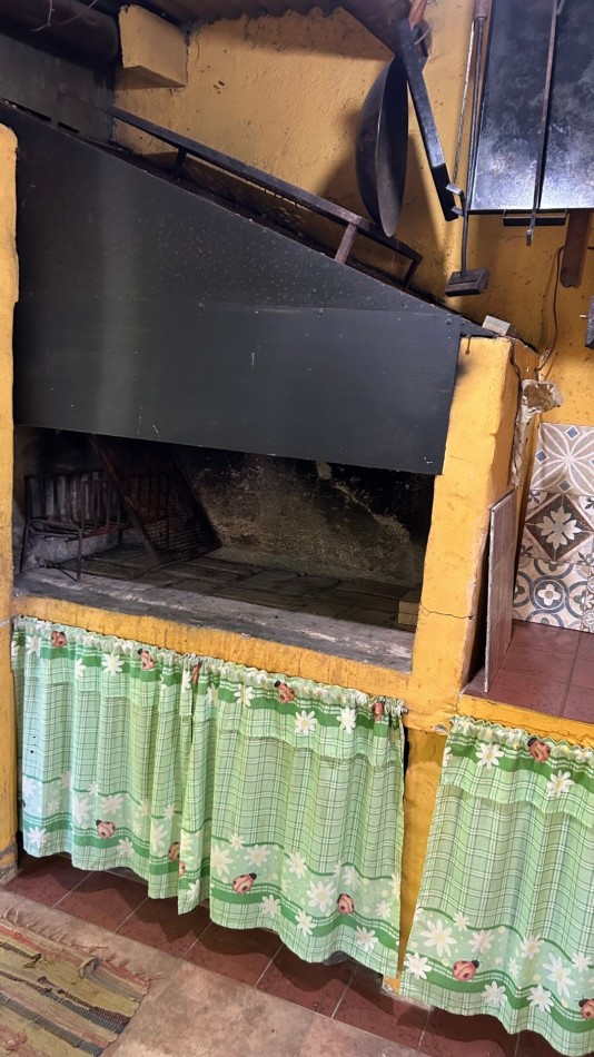 En venta casa calle Pericon entre Belgrano y Tobas - Punta del Indio