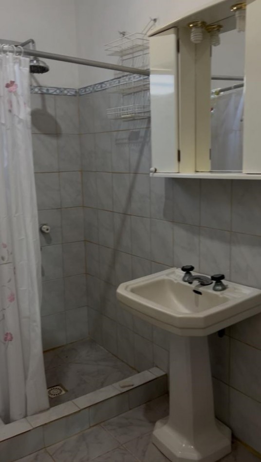 En venta casa en calle 13 entre 14 y 16, localidad de Pipinas, partido de Punta Indio