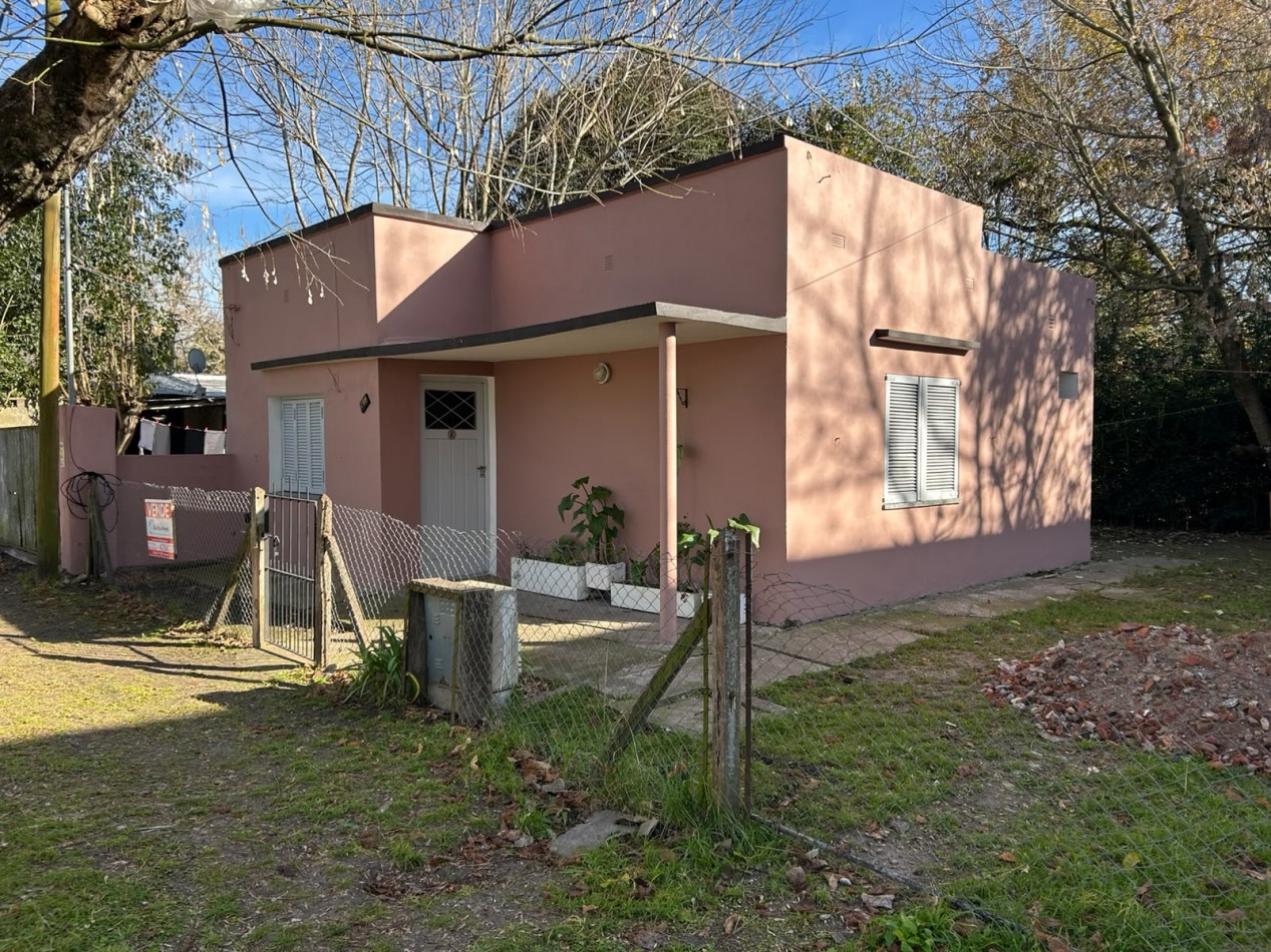 En venta casa de un dormitorio en calle 23, Veronica, Punta Indio