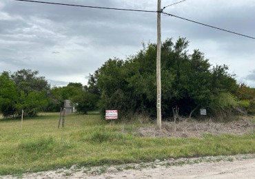En venta lote de 20x70 en calle Mamboreta, Punta del Indio